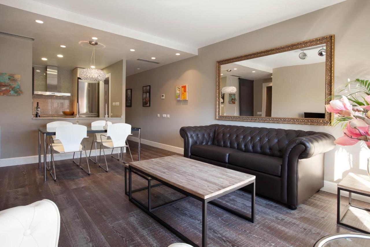 Apartament Calabria Luxury Barcelona Zewnętrze zdjęcie
